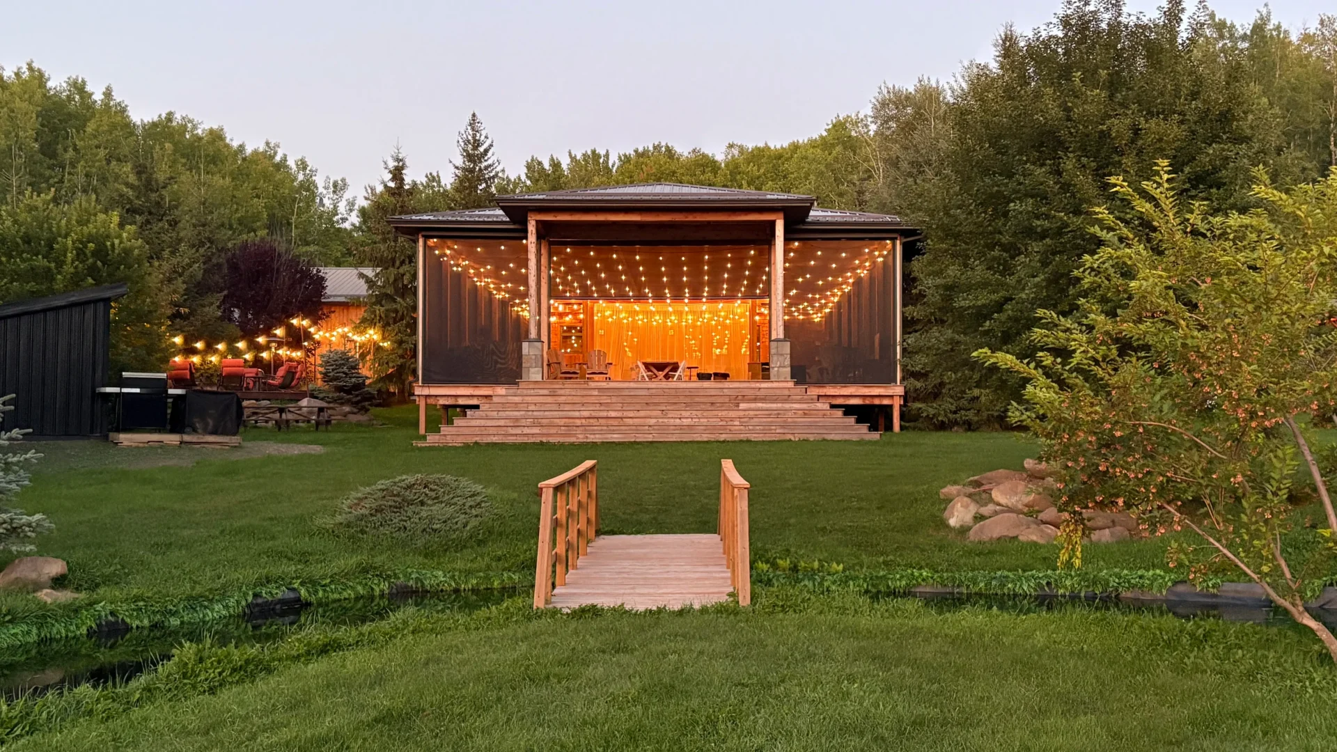 Featured Image for “Stay the Night: Turning Open Farm Days in Barrhead Into a Weekend Away”